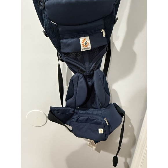 Ergobaby Omni 360 Cool Air Mesh Ergonomic Carrier - Midnight Blue W Pouch - Picture 2 of 5